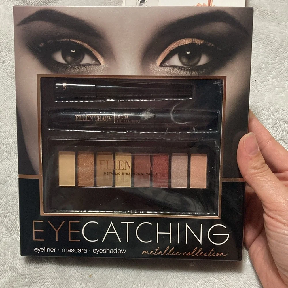 NEW!🩵❤️ Eyecatchimg & make up brush set - Picture 4 of 7
